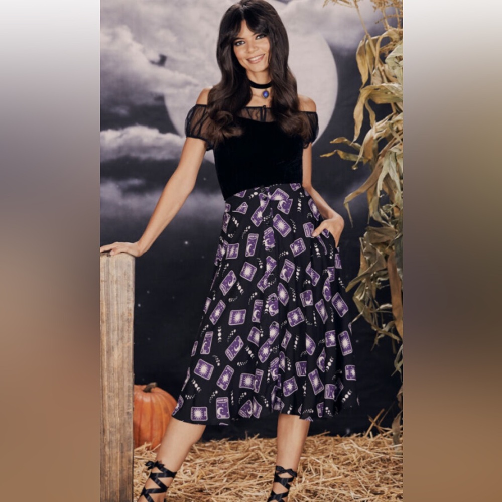 Witchy ModCloth Halloween Tarot Moon and Stars Skirt with pockets